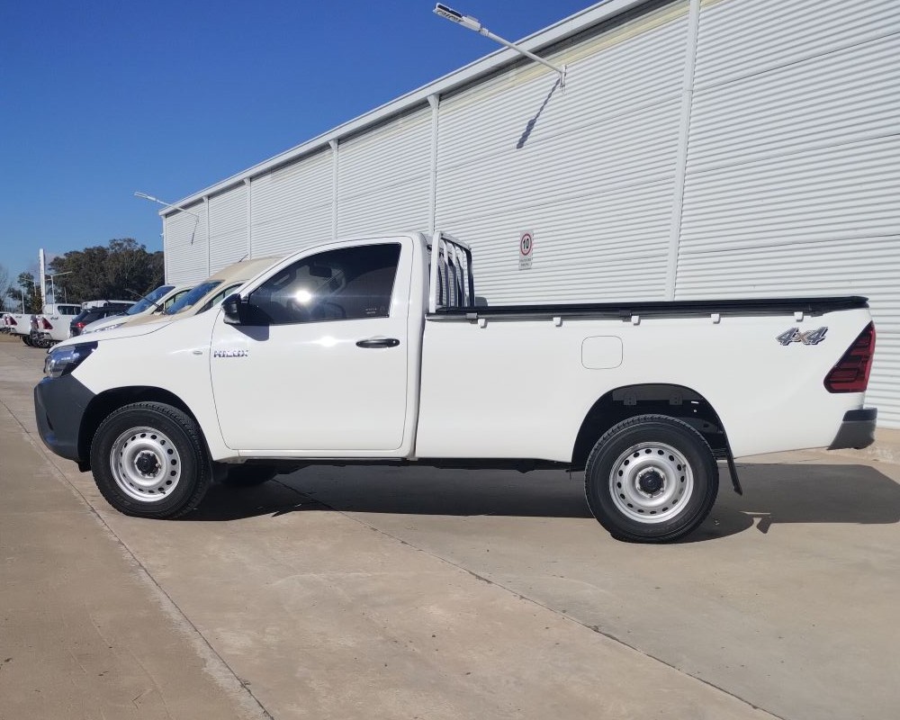 Toyota – HILUX 4×4 CS DX 6MT 2.4 TDI 2022