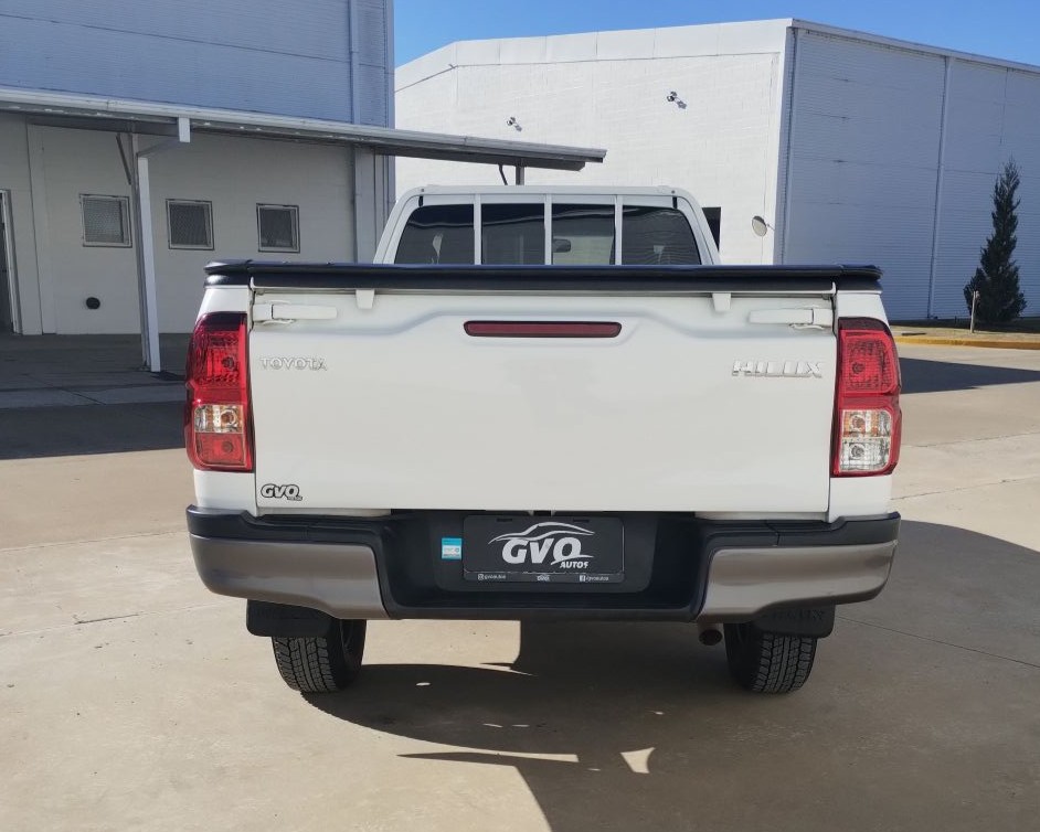 Toyota – HILUX 4×4 CS DX 6MT 2.4 TDI 2022